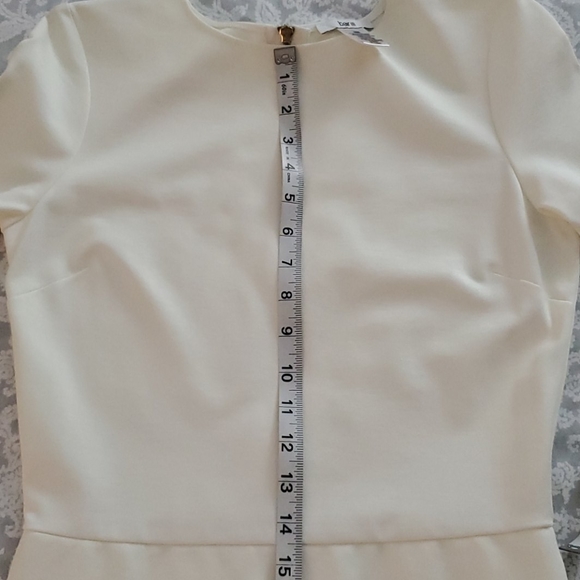 Dress - Picture 5 of 10